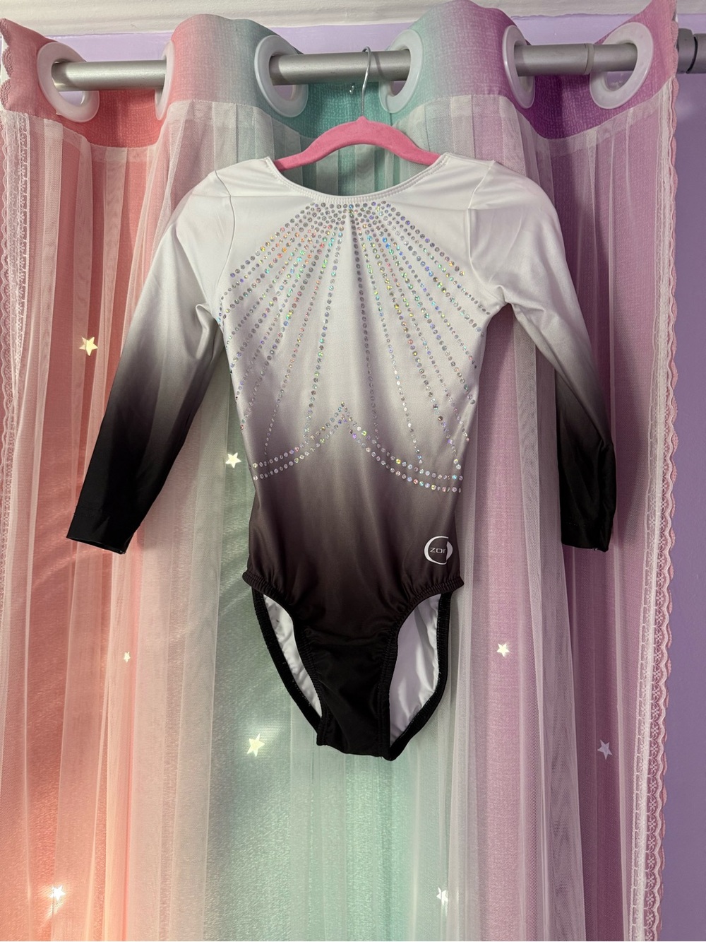 Girls Ombre Black-White Long Sleeve Gymnastics Leotard with Rhinestones